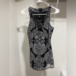 Womens Sleeveless INC shirt